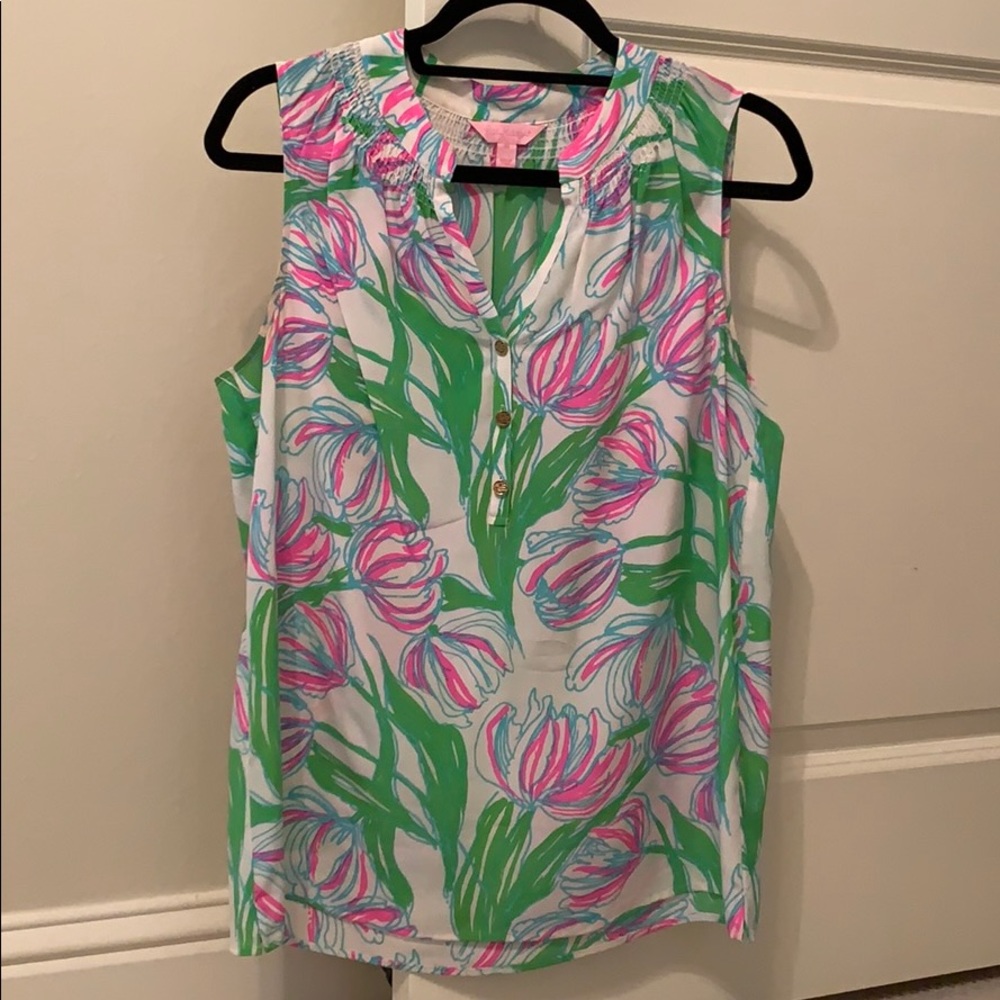 Lilly Pulitzer 100% Silk Tulip Top 🌷